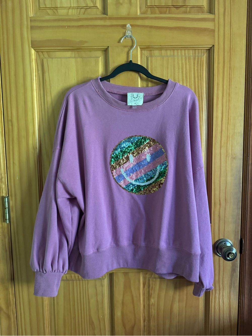 Fantastic Fawn Lavender Sequin Smiley Sweatshirt | M